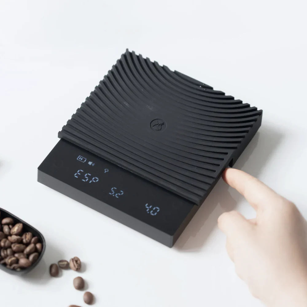 Timemore Mirror Basic 3 Coffee Scale - Black, brewing setup